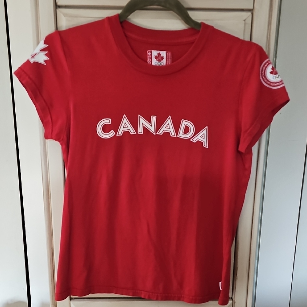 Canada Red Women's T-Shirt